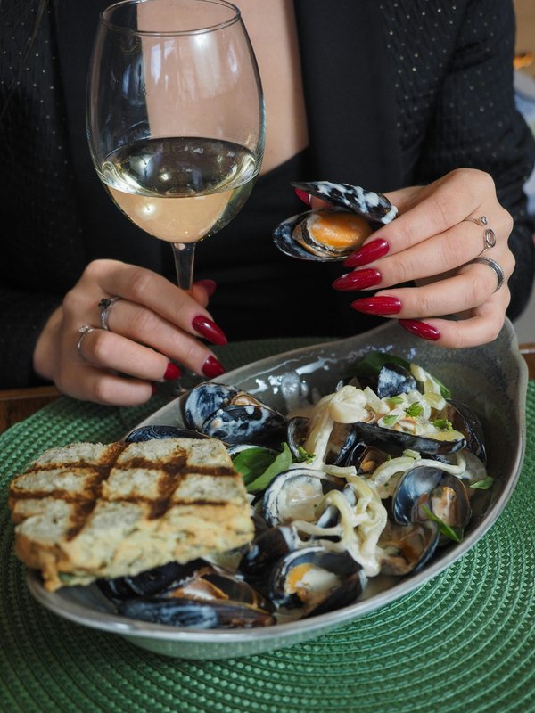 Le vin parfait pour accompagner vos moules marinières